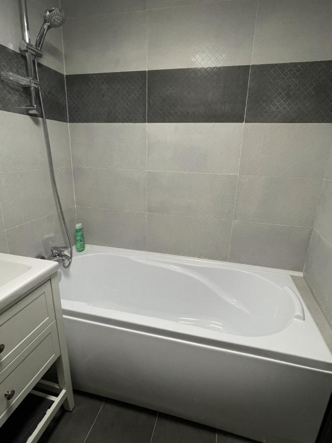 Vulcan Apartment Buzău Extérieur photo