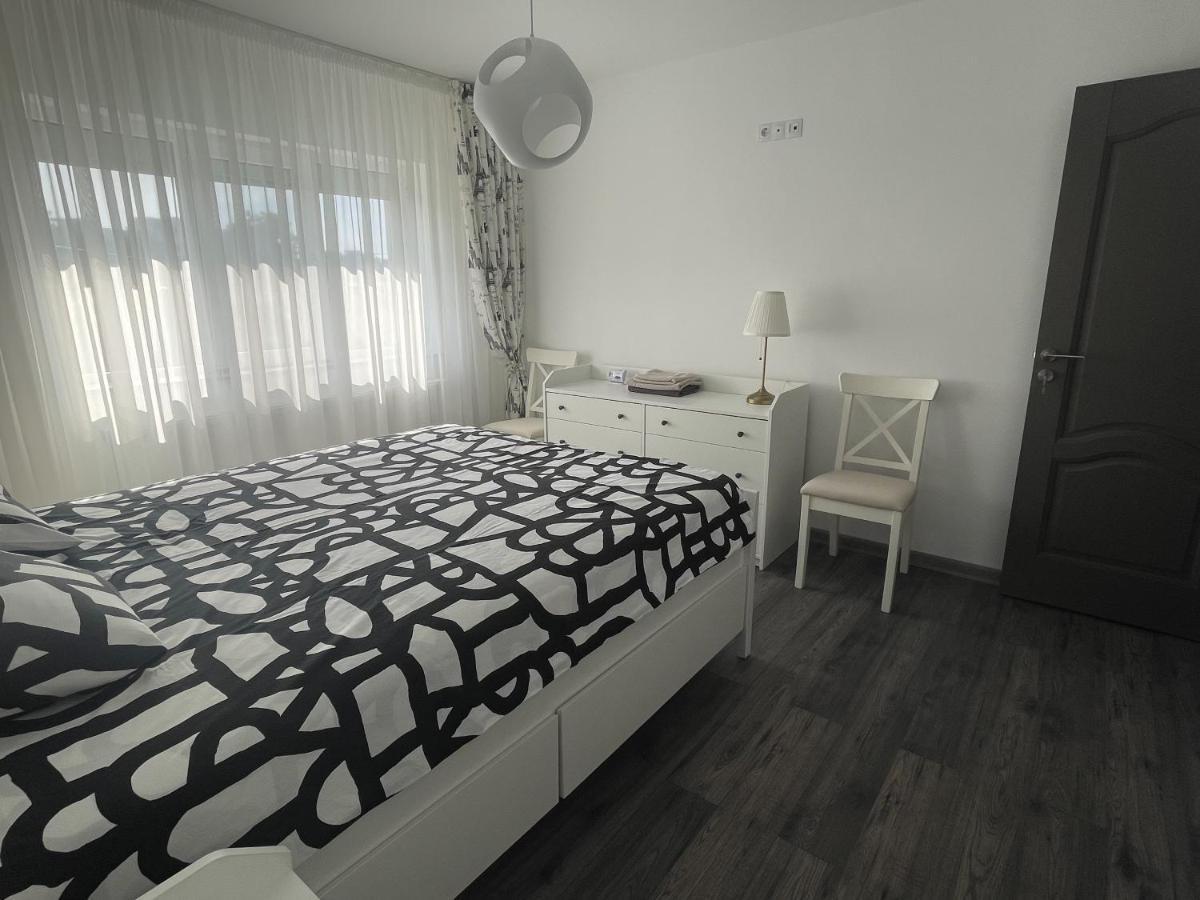 Vulcan Apartment Buzău Extérieur photo